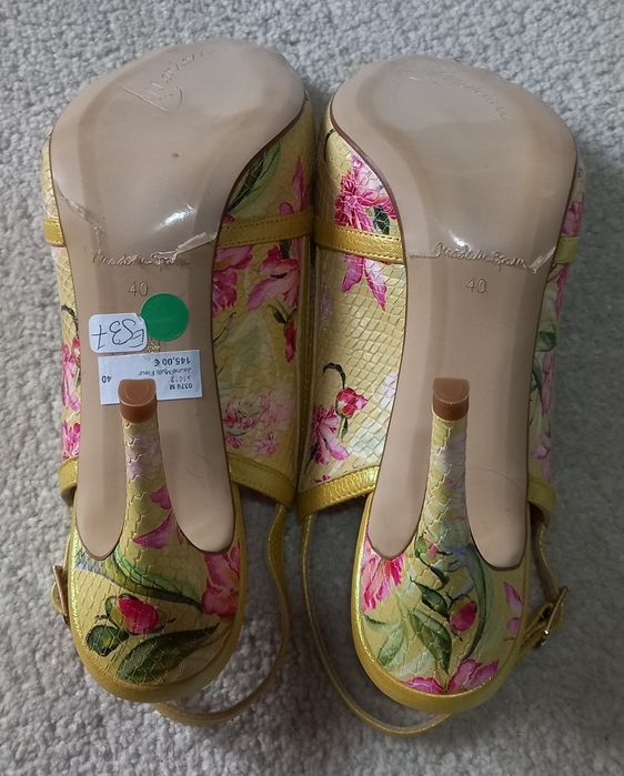 Super OPORTUNIDADE Sandálias Novas Ivoire