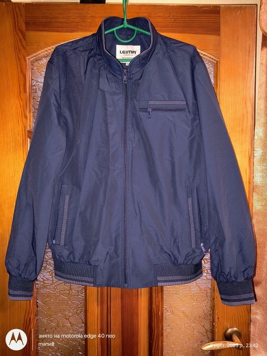 Чоловіча куртка бомбер вітровка легка 52-54 темно синя, чорна