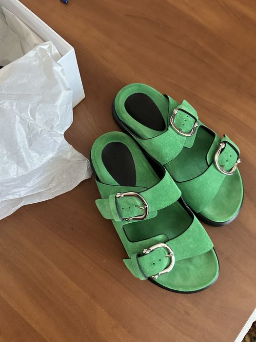 Шлепанцы  марка P.A.R.O.S.H.