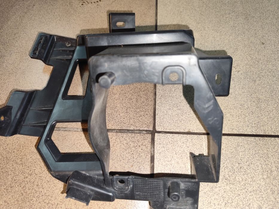 Koszyk halogena Citroen Berlingo IV