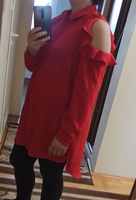 Czerwona koszula tunika