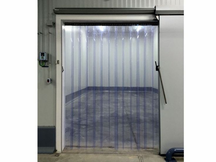 ПВХ шторы для склада или магазина