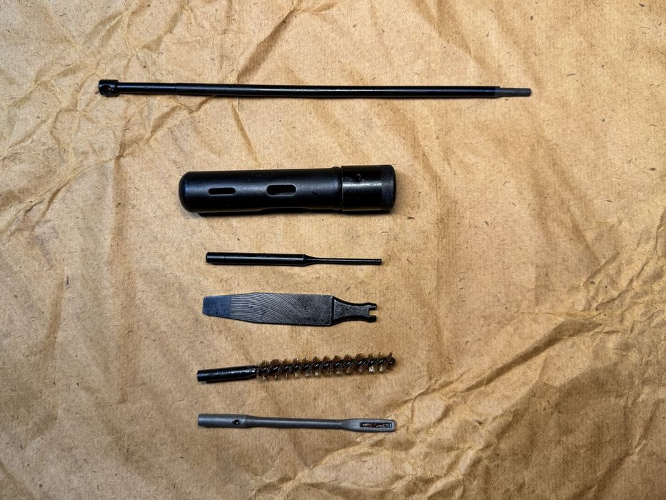 Радянський пенал калібру 5.45 і шомпол для АКСУ/ АКС-74у