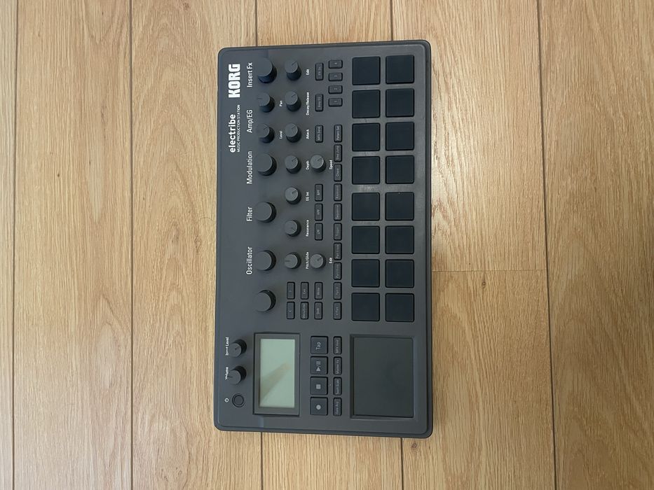 Korg electribe 2 (groovebox + fonte de alimentação)