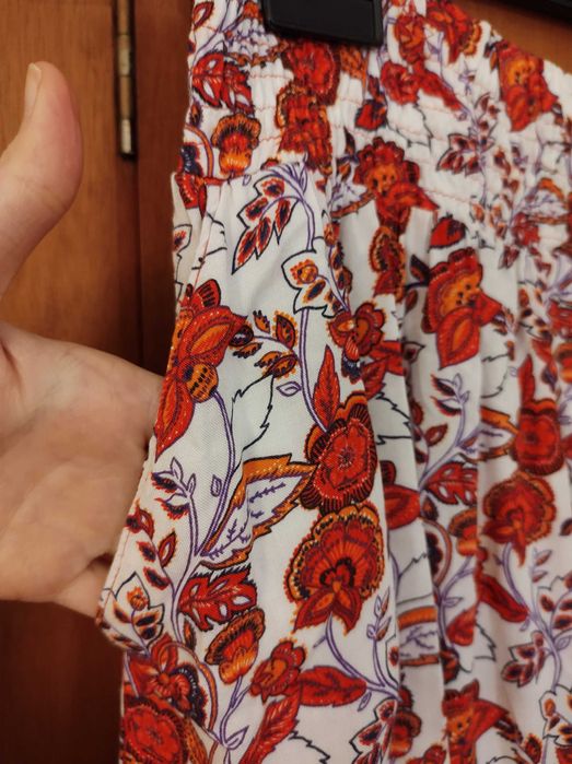 Saia Padrão Colorido Floral