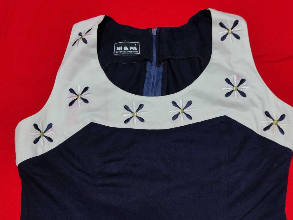 Платье летнее на девочку р 38 XXS б у