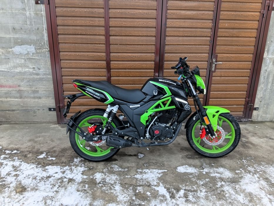 Мотоцикл Mustang XTREET 250