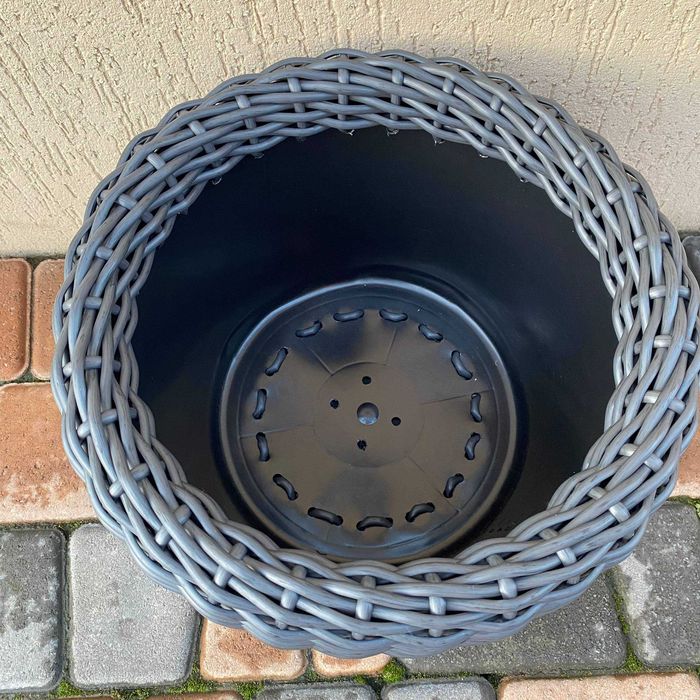 Стильні кашпо з ротангу  графіт  5 л та 12 л