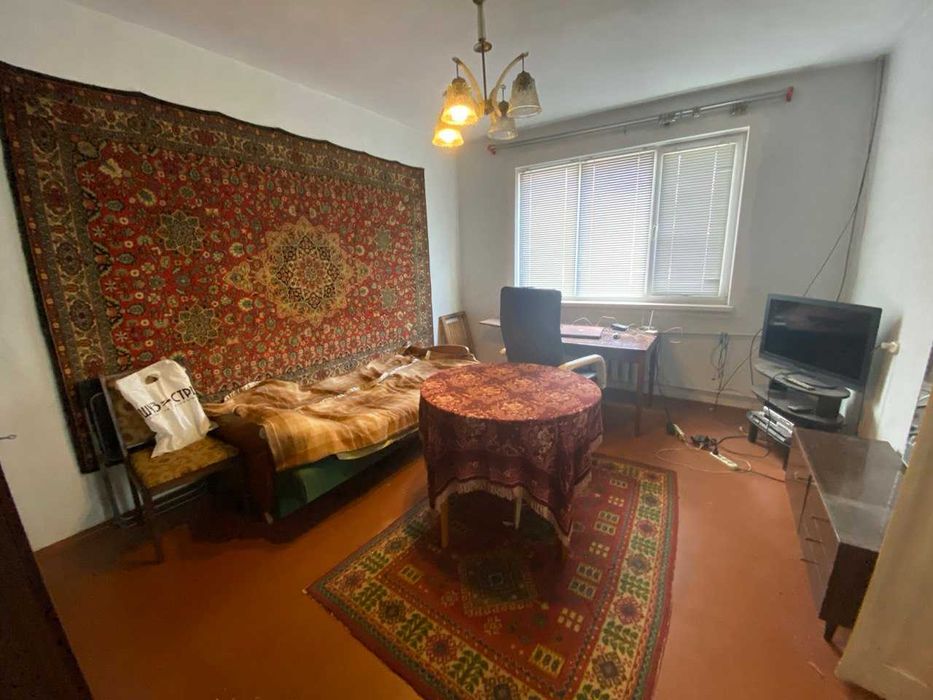 Частина будинку, 3 кімнати, 2 гаража, район Можайського