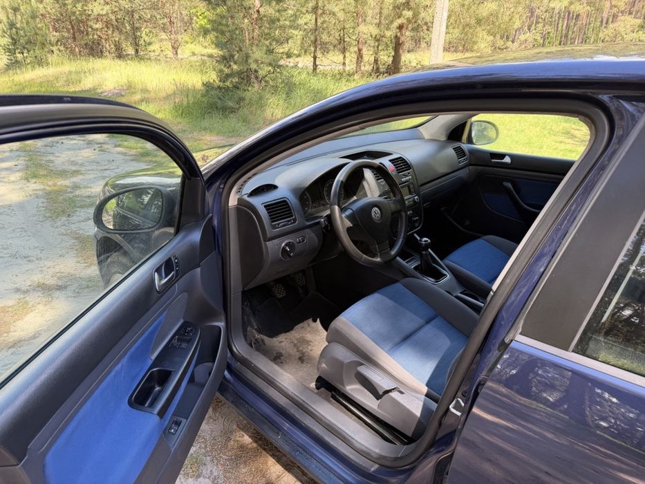 Продам Volkswagen Golf 5, Мрі 1,6/газ