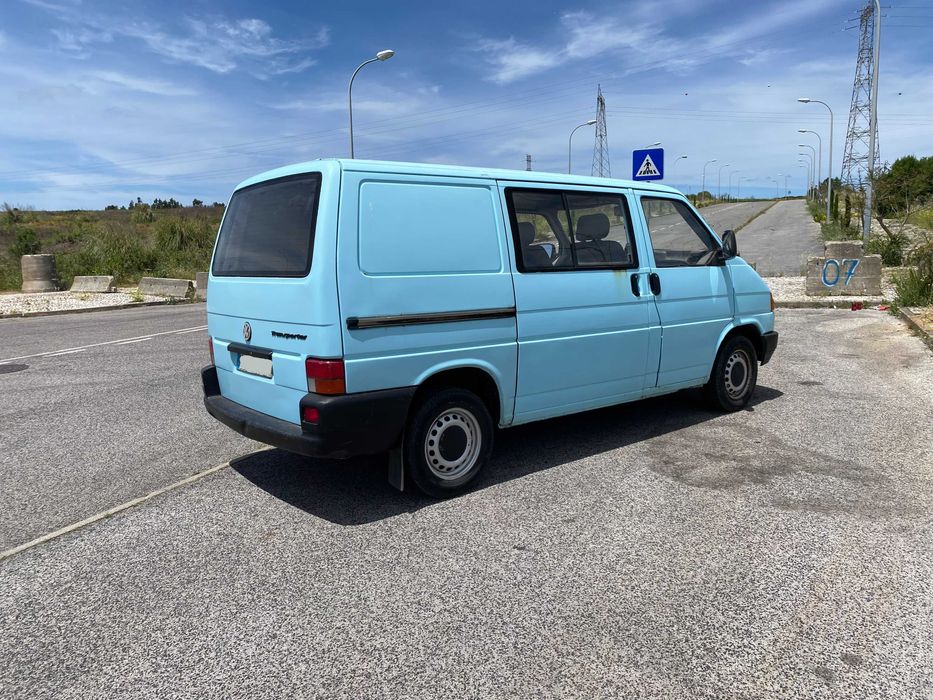 Volkswagen Transporter T4 2.4D
