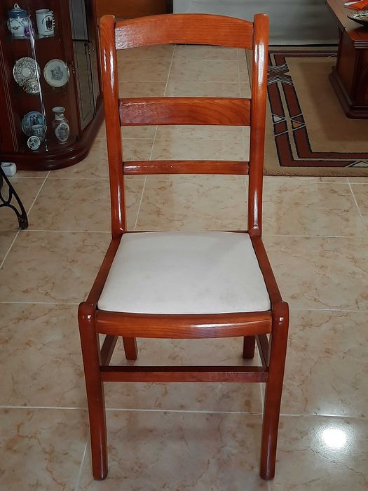 Mobília Solteiro completa-Usado muito bom estado. Madeira castanho mel