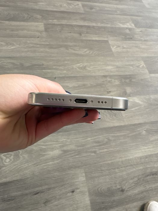 iPhone 16 pro,256gb,e-sim