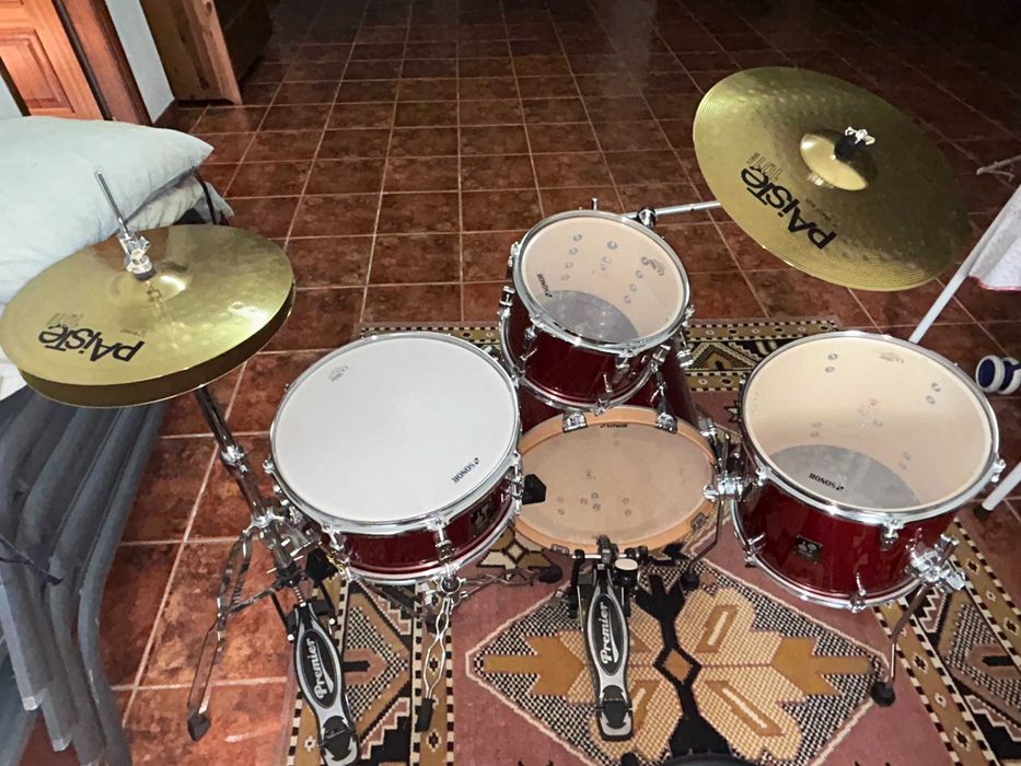 Bateria Acústica SONOR + Oferta (banco e baquetas)