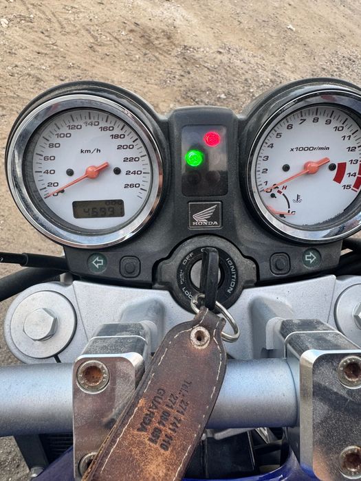 Vendo Honda Hornet 600