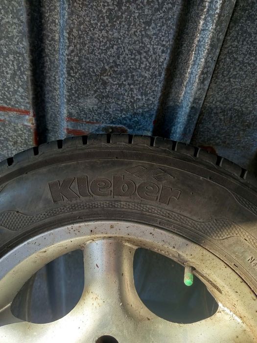 Komplet opony +alufelgi 205/65R/15C