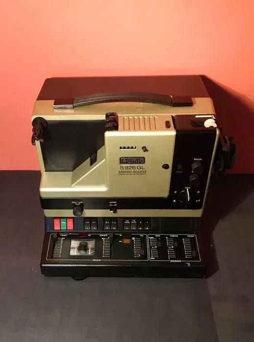 EUMIG S 926 GL - projector de filmes super 8 e single 8 - anos 80
