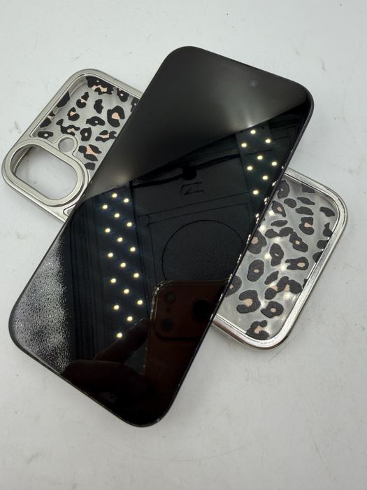 Smartfon iPhone 16 128GB, bateria 92%, bdb stan, Bez blokad