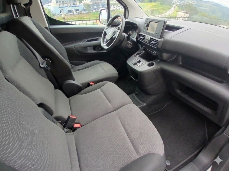 Opel Combo e Cargo 100% Elétrica preço com iva