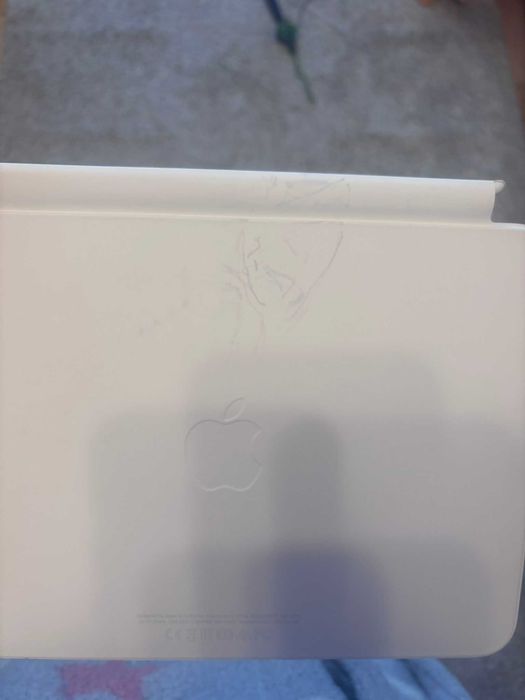 Apple Magic Keyboard Folio klawiatura do iPada