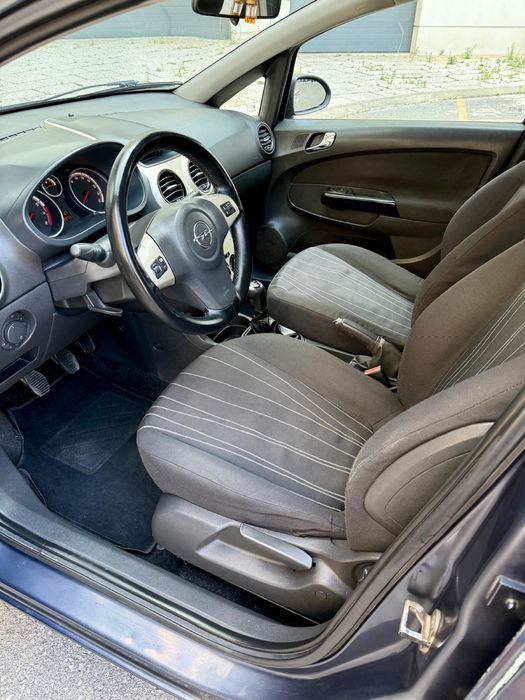 Opel Corsa 1.2 c/ AC