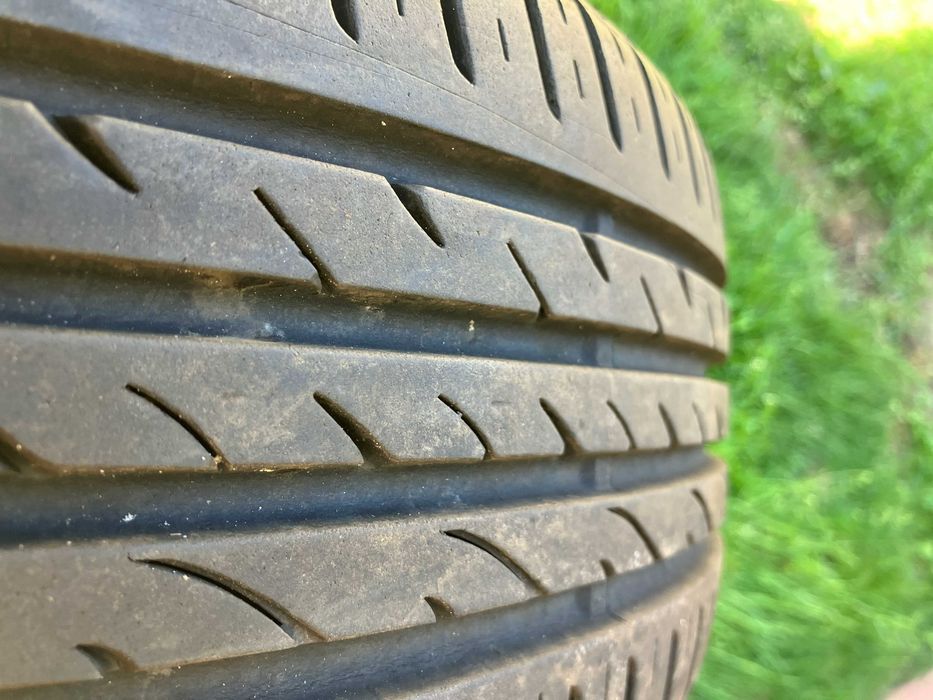 Sprzedam felgi z oponami do Smarta Forfour.