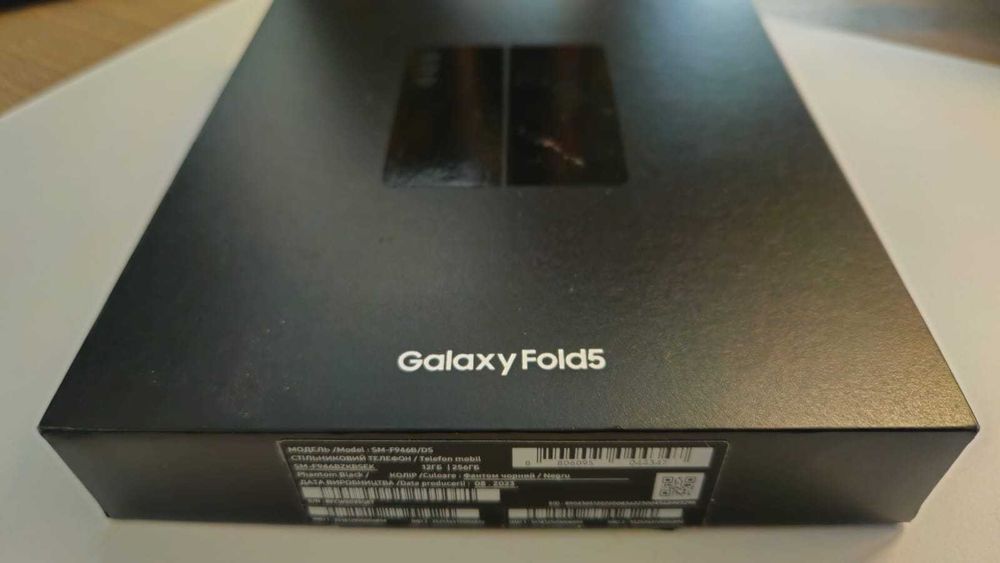 Samsung Galaxy Fold5 SM-F946B/DS Офіційний (Galaxy Fold 5)