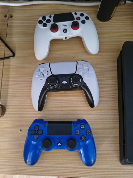 PlayStation 4 semi novo 1Tb
