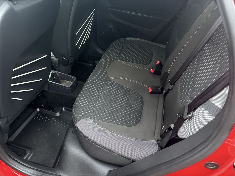 Reanult captur niski przebieg swietny stan