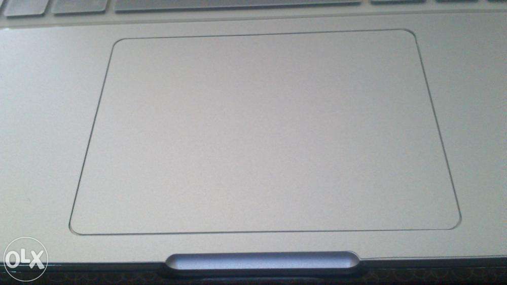 Protecção autocolante mãos e punhos Macbook pro 15"
