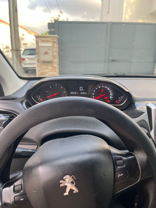 Troco por Mini Cooper            Peugeot 208 1.4 hdi impecável
