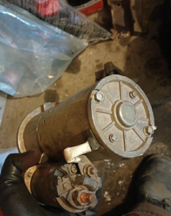 Продам стартер на ВАЗ-21 07