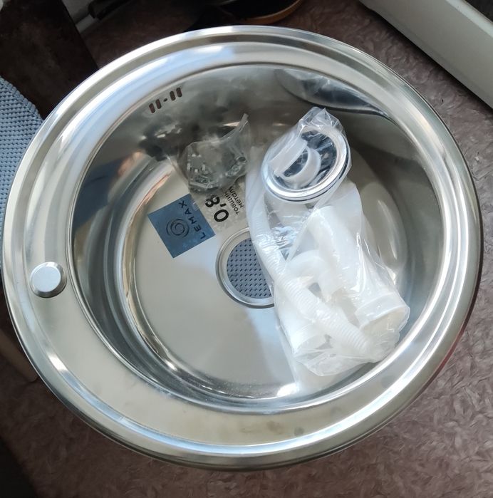 Мийка для кухні  0.8мм нержавійна сталь,510х510х180 хром з сифоном