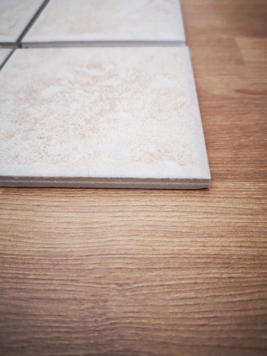 Nowe 83szt za 30zl ceramiczne plytki 10x10cm-sprzedam!