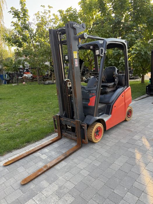 Wózek widłowy linde H16