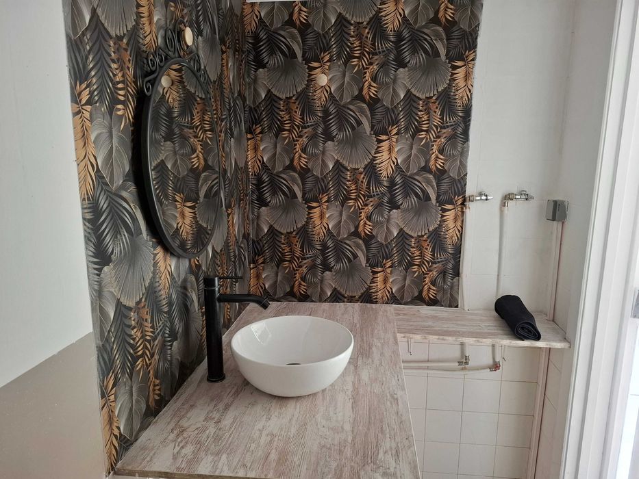 Loja para ARRENDAMENTO no Lumiar, excelente localização e visibilidade