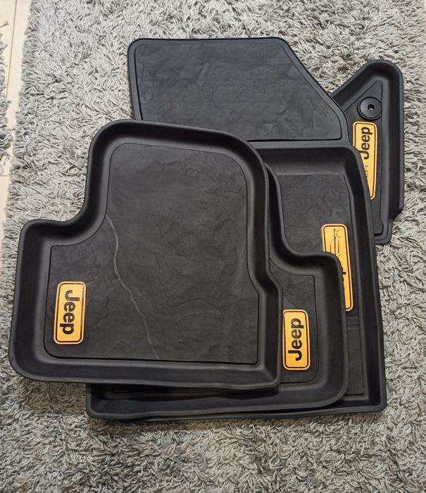 Dywaniki całoroczne Jeep Avenger