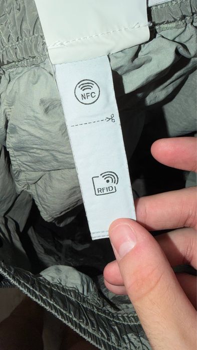 Нейлонові штани stone island original