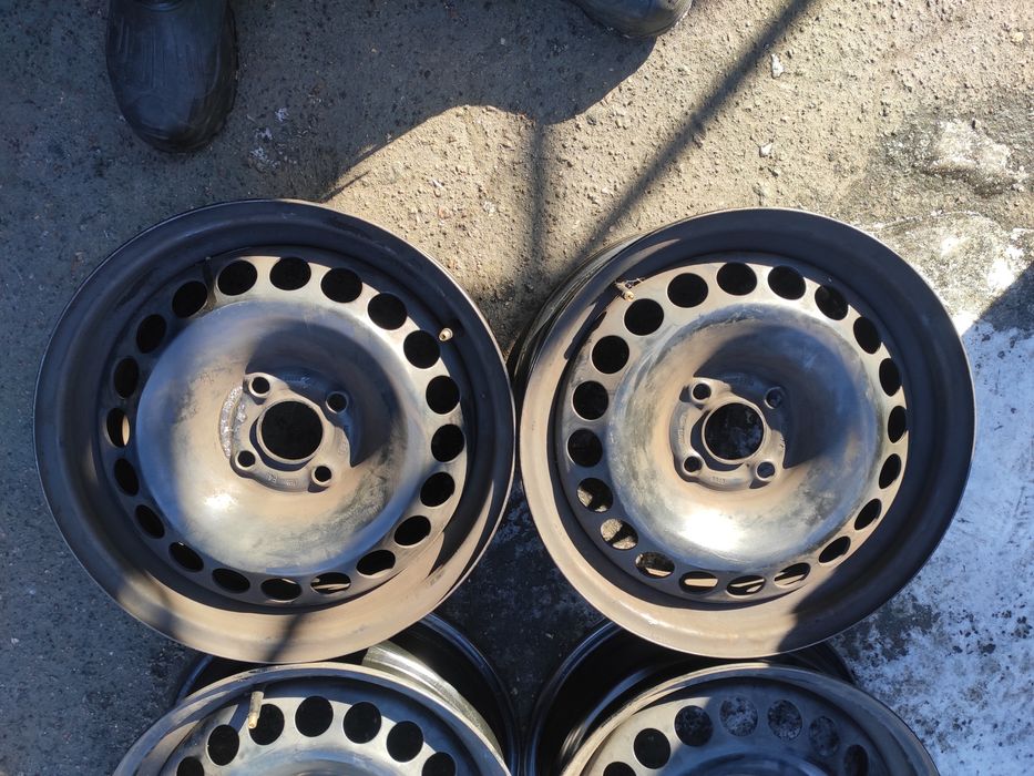 Диски 4х100 15 6х15 ет43.Dia 56.6mm.GM.