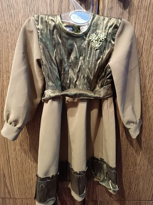 Сукні на дівчинку 2-3 рочки