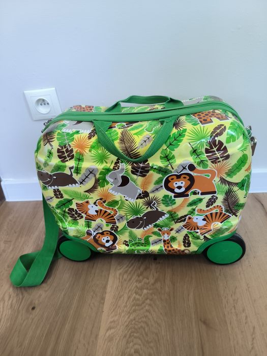 Walizka jak trunk dżungla jungle Wesoła zielona zwierzątka