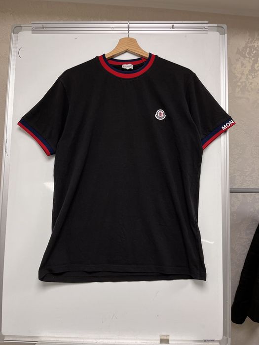 Футболка Moncler