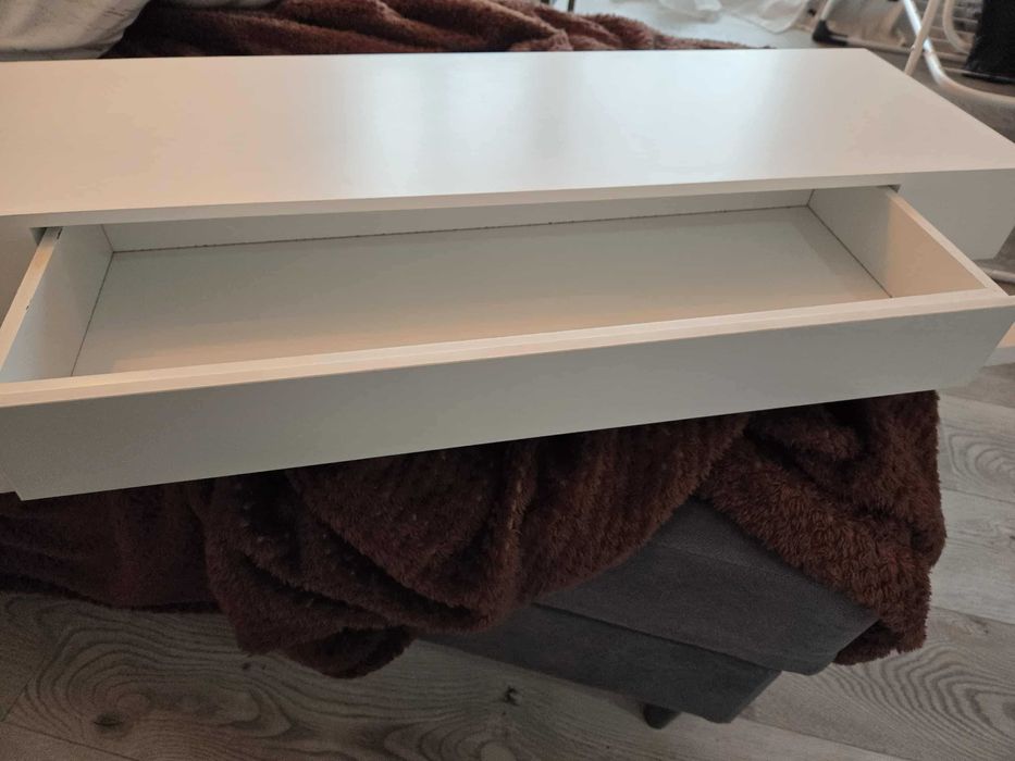 Półka ścienna - wisząca biały