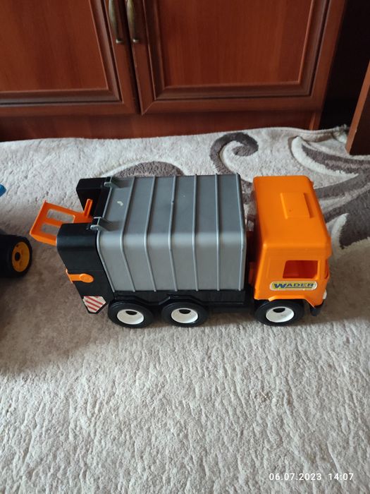 Іграшки дитячі для хлопчика