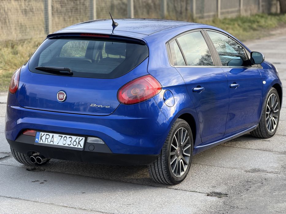 Fiat Bravo 2 / 2007 / 1.4 + LPG / Długie opłaty / Drugi komplet kół /