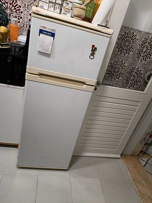 Frigorífico usado em bom estado