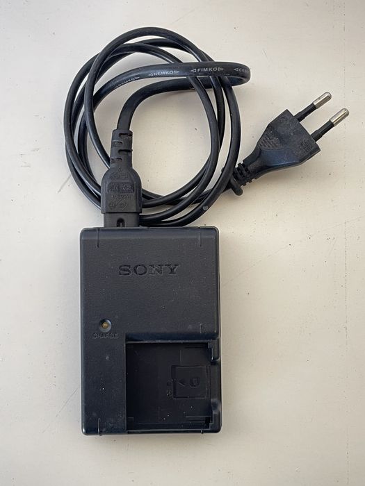 Carregador Sony BC-CSGB