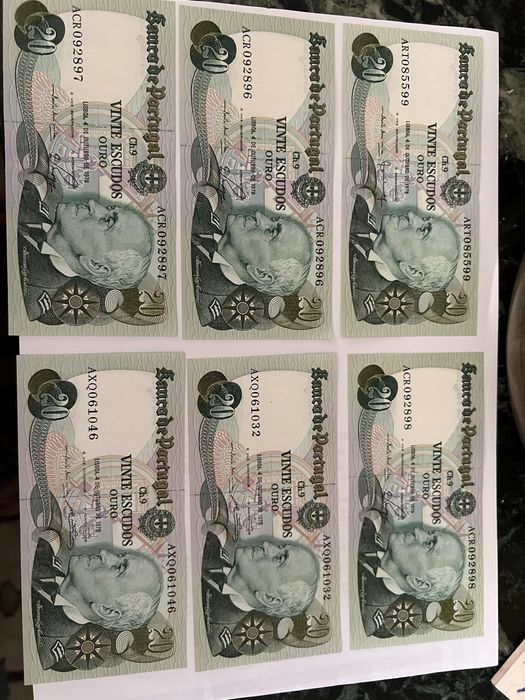 Tenho muitas notas antigas