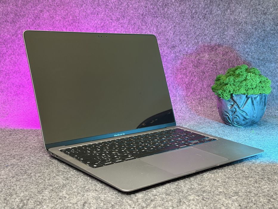 Apple Macbook Air M1 2020 13’ 8/256G Silver