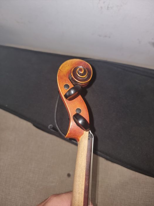 Vendo violino Alemão 4/4